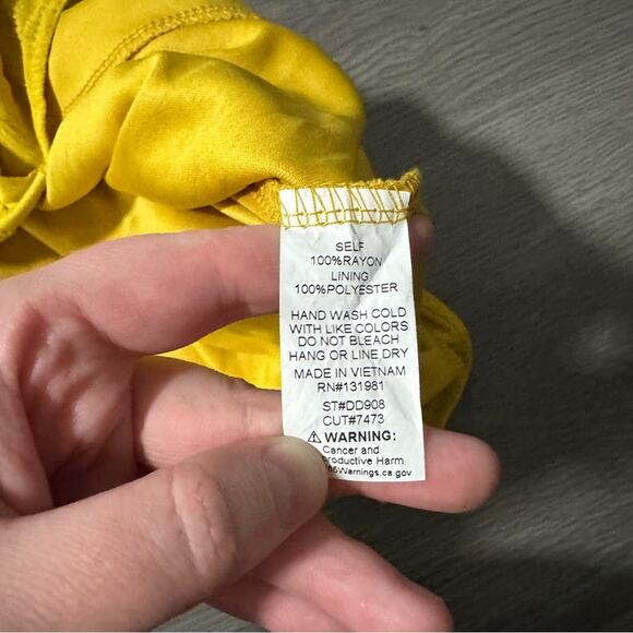 Naïf Mustard Yellow Half Bell Sleeve Button Down Mini Dress Size M - Picture 6 of 8